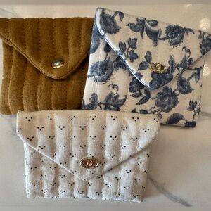 Sézane jewelry pouches